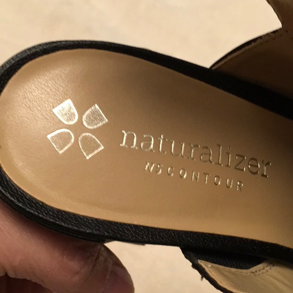 Naturalizer sandals. Black leather. - Picture 5 of 7